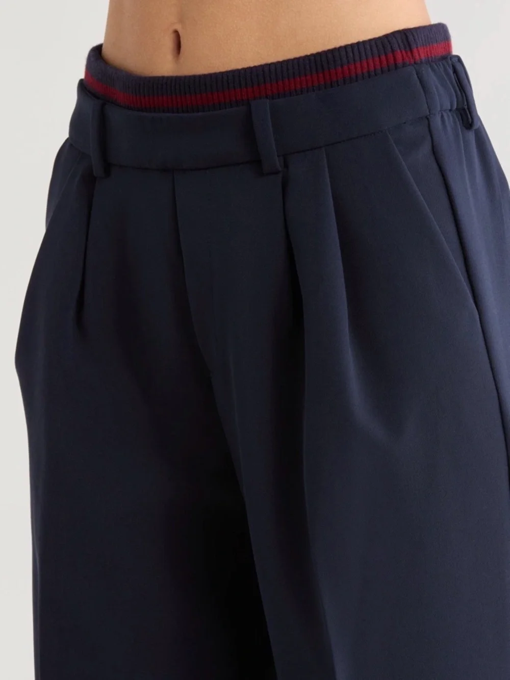 Favorite Daughter The Varsity Pant - Wide Leg XL - Navy Vino